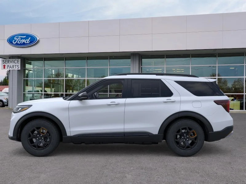 New 2026 Space White Metallic Ford Tremor® image 3