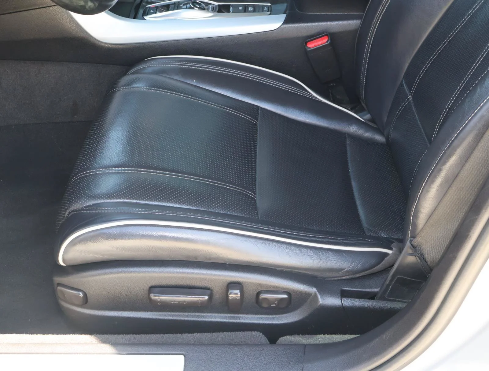 Used 2020 Lunar Silver Metallic Acura 3.5L Technology Pkg image 13