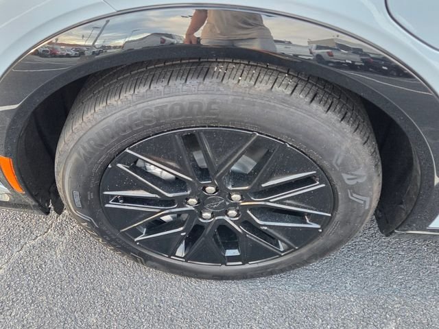 New 2026 Glacier Gray Metallic Tri-coat Ford Premium image 39