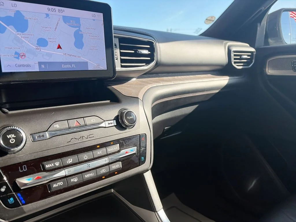 Used 2020 Blue Ford Platinum image 35