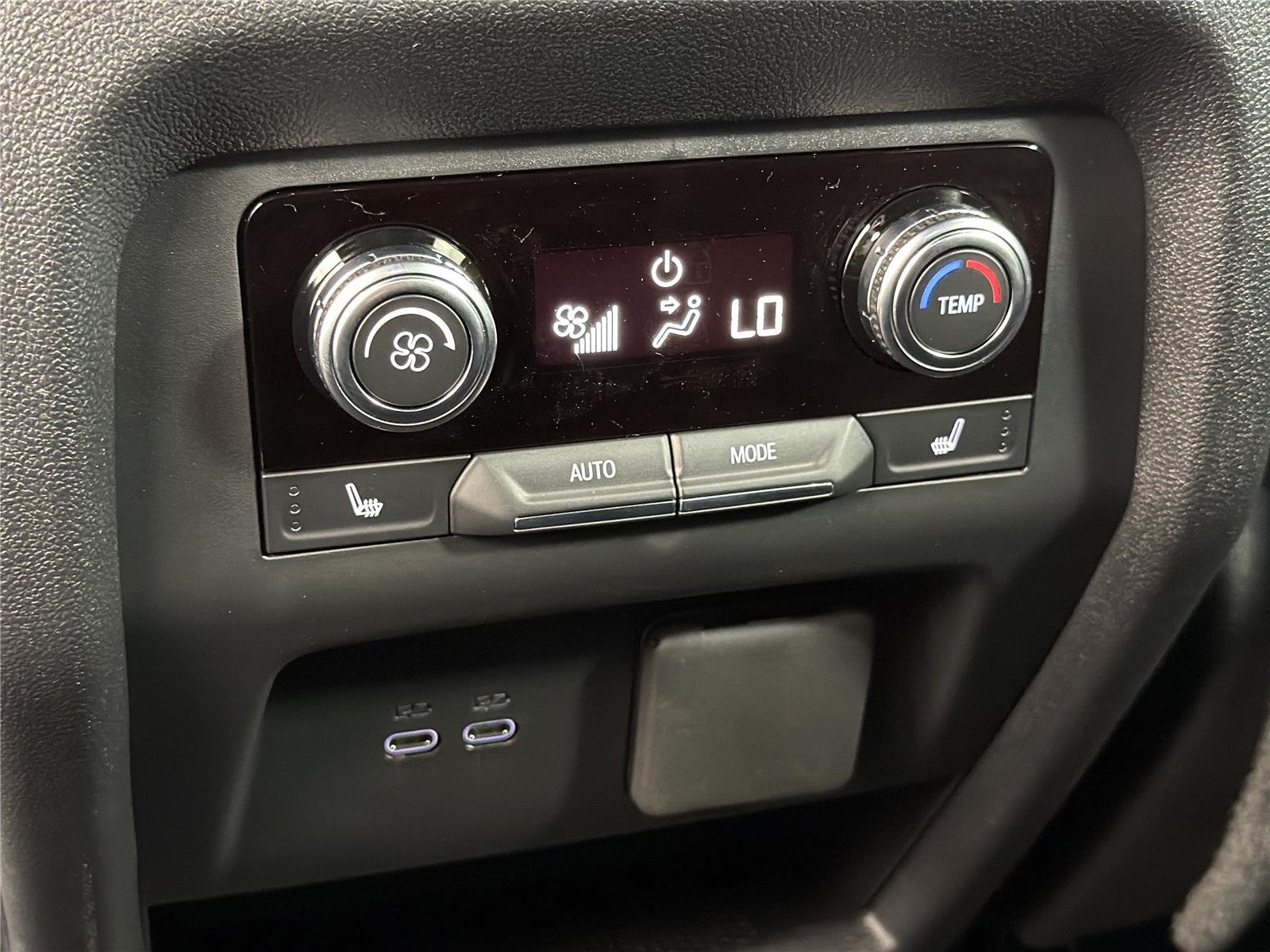 2026 GMC Acadia Elevation - Photo 22