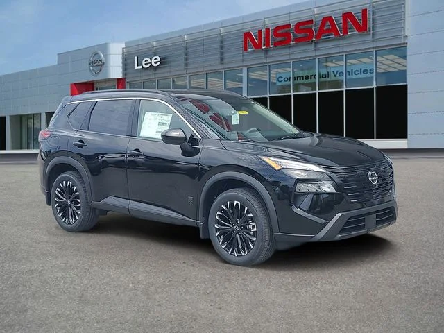 2026 Nissan Rogue Dark Armor's photo