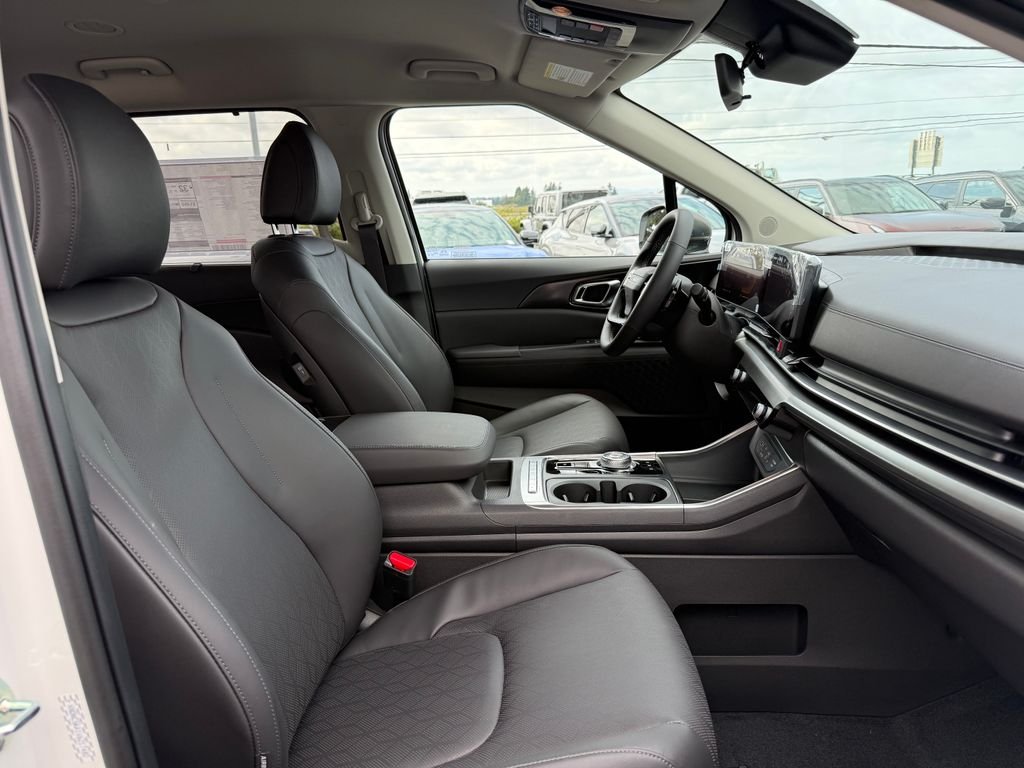 New 2027 White Kia EX image 12