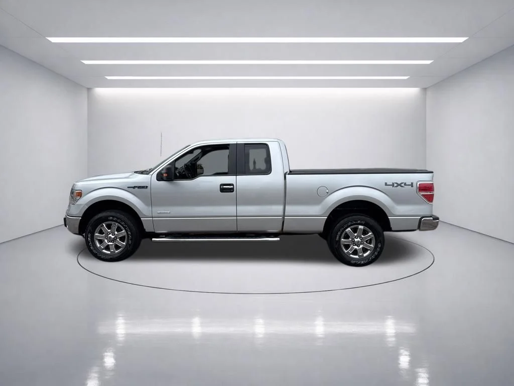 Used 2014 Ingot Silver Metallic Ford XLT image 4