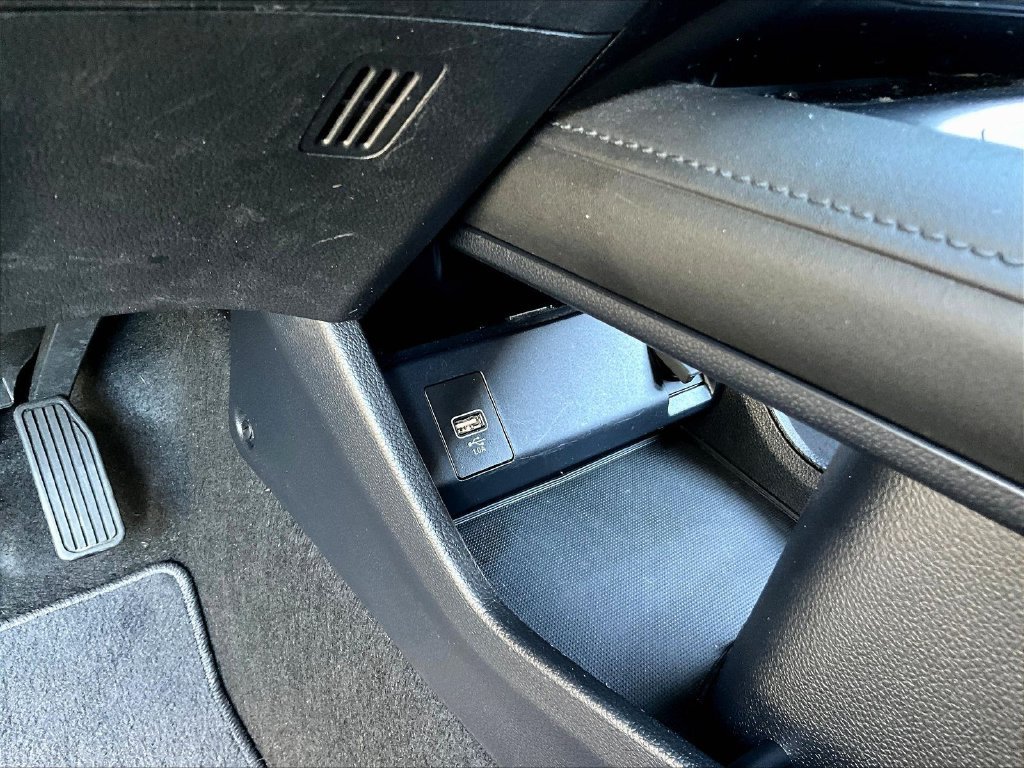 Used 2022 Gray Honda LX image 16