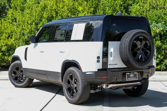 New 2026 Fuji White Land Rover S image 13