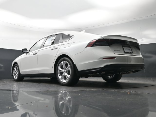 New 2026 Platinum White Pearl Honda LX image 29