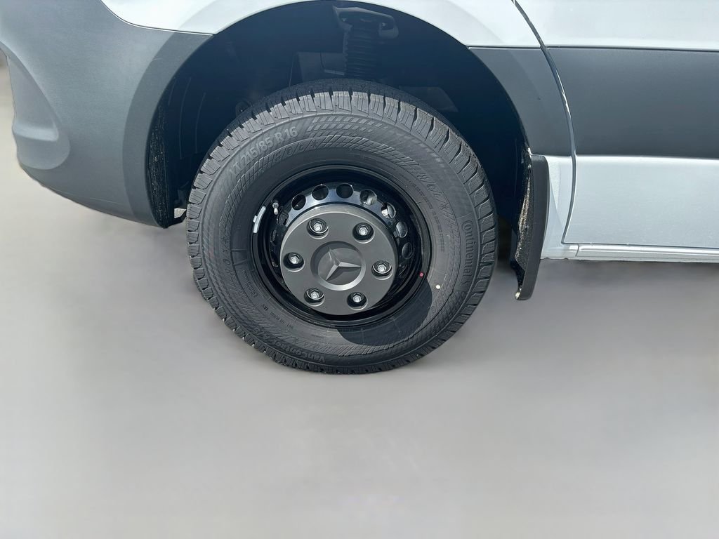 New 2026  Mercedes-Benz Knapheide Dry Box image 20