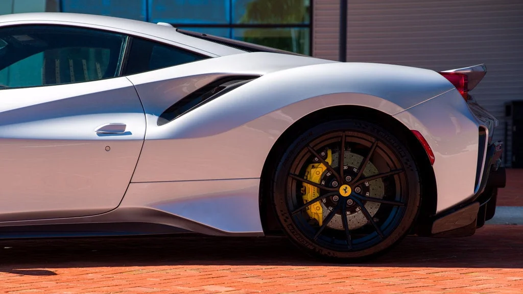 Used 2020 Argento Nurburgring Ferrari Base image 3