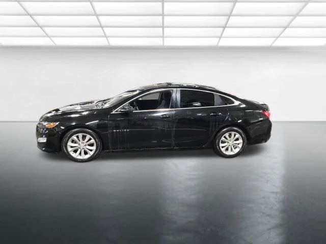 Used 2019 Black Chevrolet LT image 7
