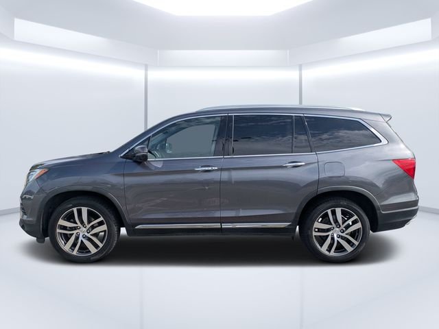 Used 2017 Gray Honda Touring image 6