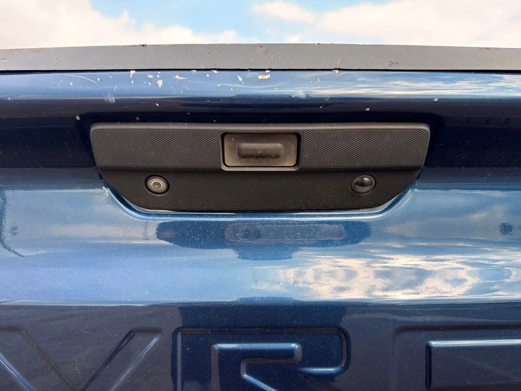 Used 2020 Blue Chevrolet LT image 19