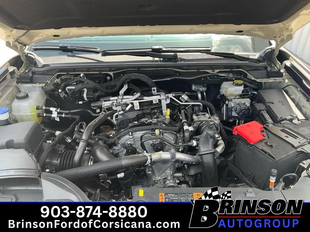 Used 2025 Desert Sand Ford LARIAT image 11