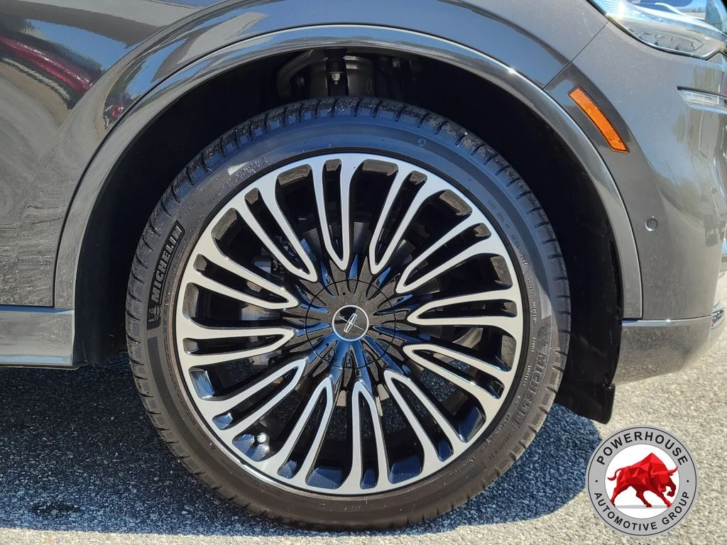 Used 2022 Gray Lincoln Black Label image 11
