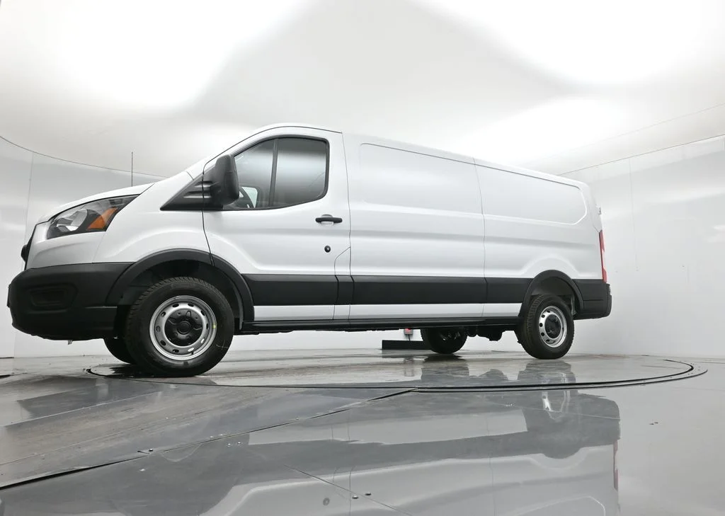 New 2026 White Ford Base image 50