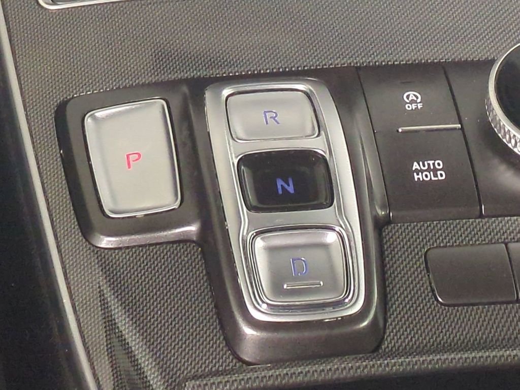 Used 2022 Black Hyundai SEL image 22