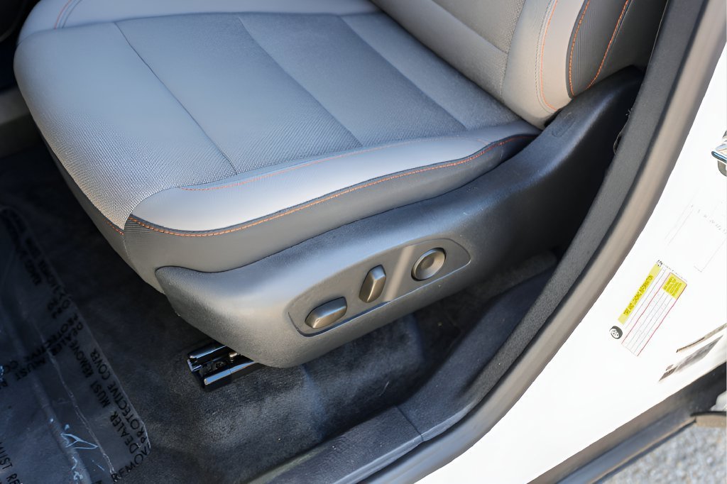 2026 Chevrolet Traverse LT - Photo 10