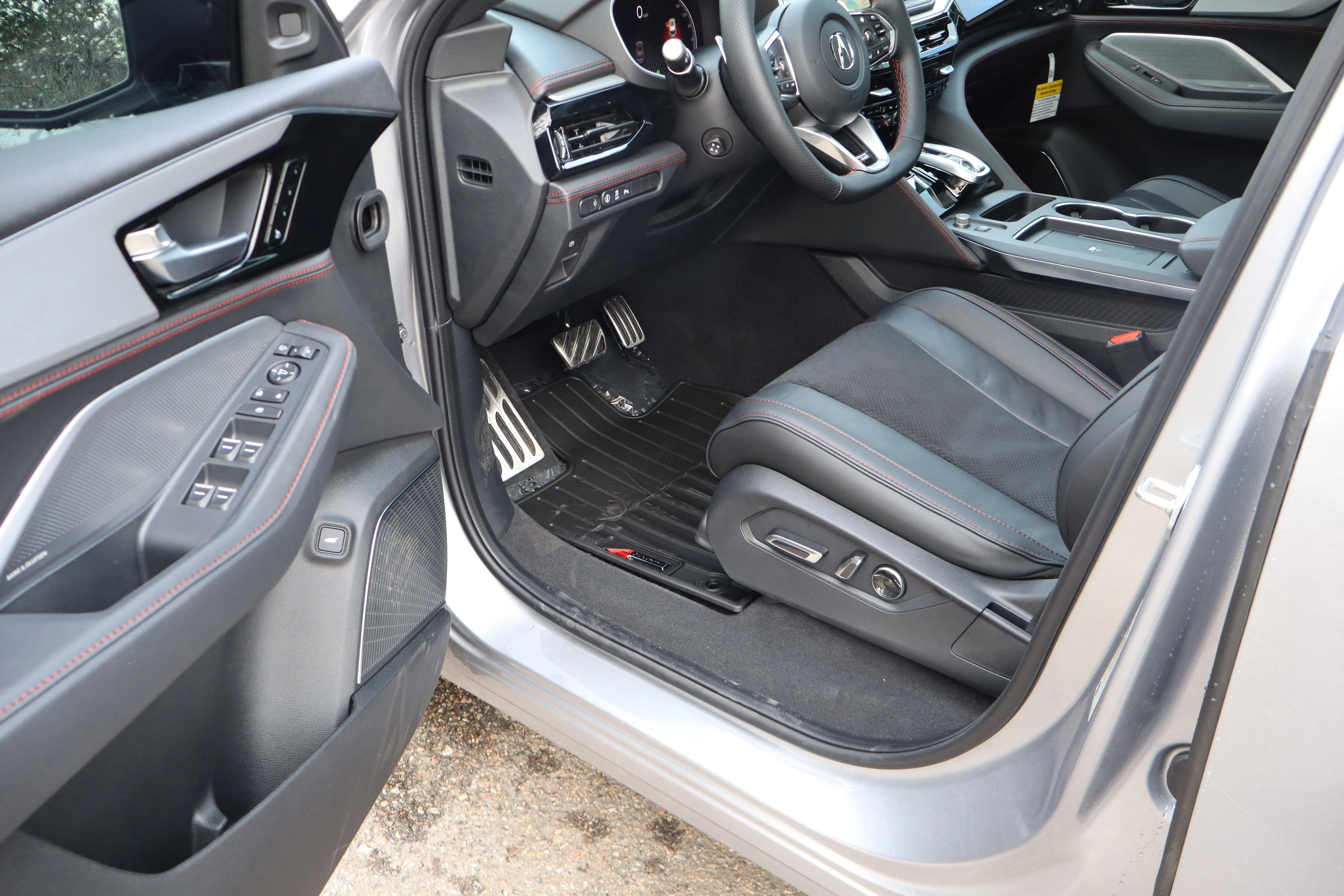 New 2026 Solar Silver Metallic Acura w/A-Spec Package image 23