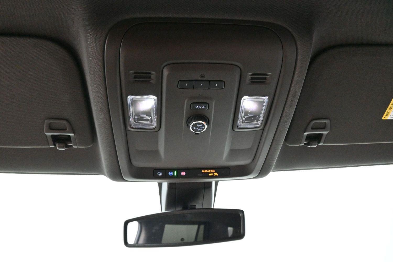 Used 2021 MIDNIGHT BLUE METALLIC Chevrolet Z71 image 29
