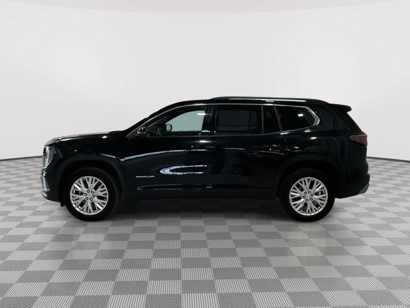 Used 2025 Ebony Twilight Metallic GMC Elevation image 2
