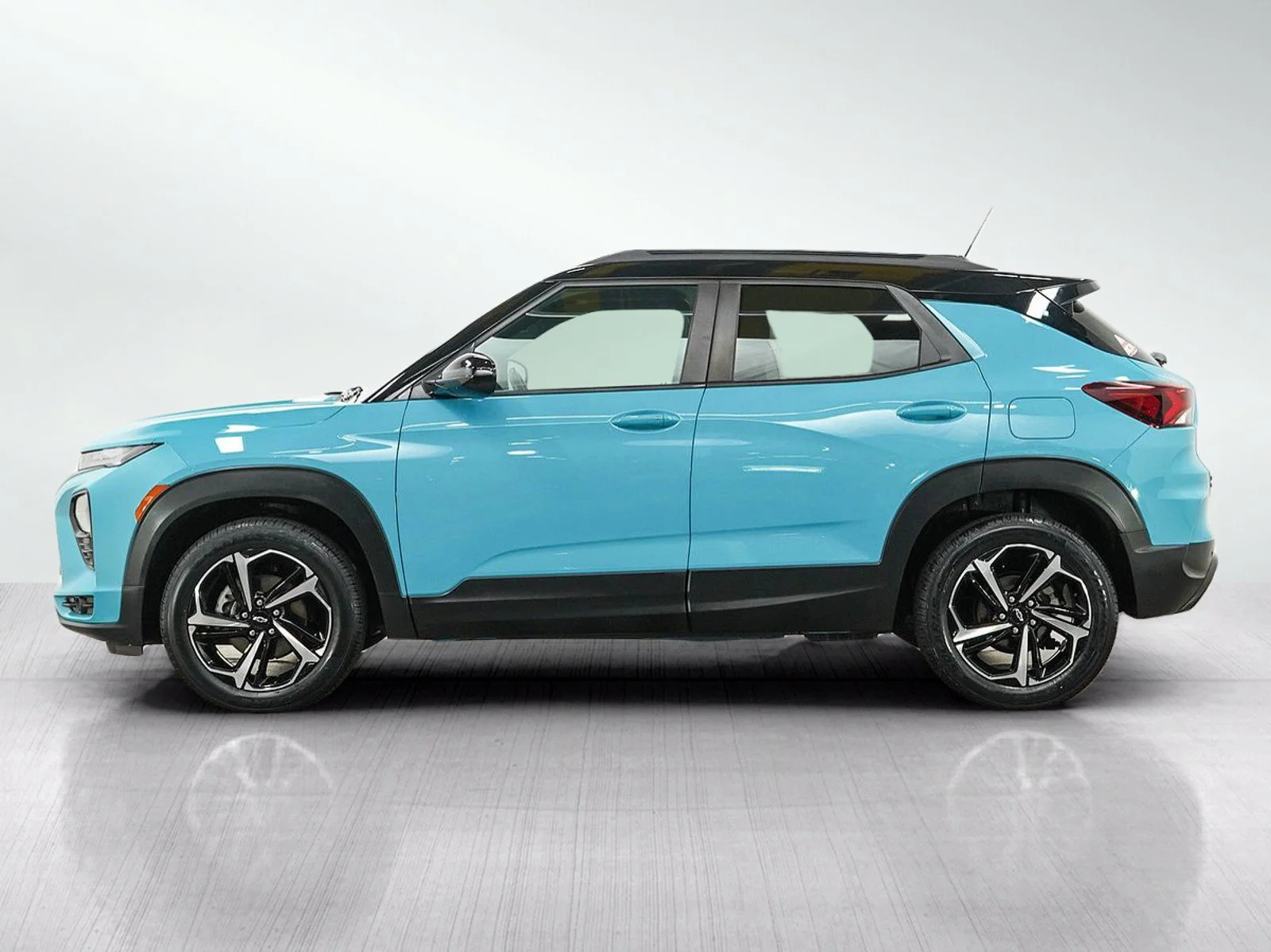 Used 2021 Chevrolet Trailblazer RS with VIN KL79MUSL8MB090886 for sale in Hopkins, Minnesota