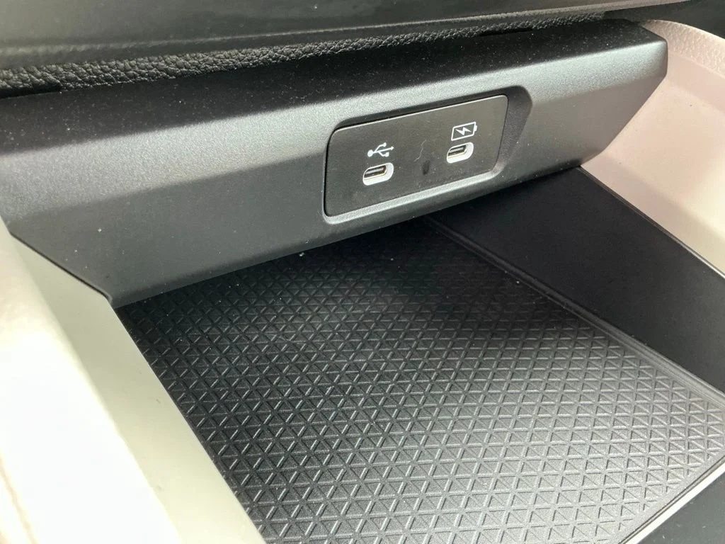 Used 2024  Honda LX image 39