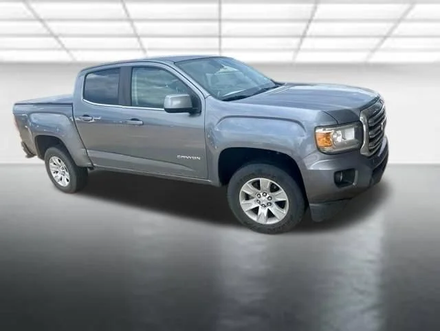 2018 GMC Canyon 2WD SLE Crew Cab Short Box's photo