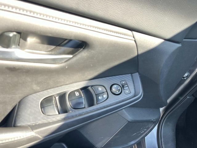 Used 2024 Gray Nissan SV image 26