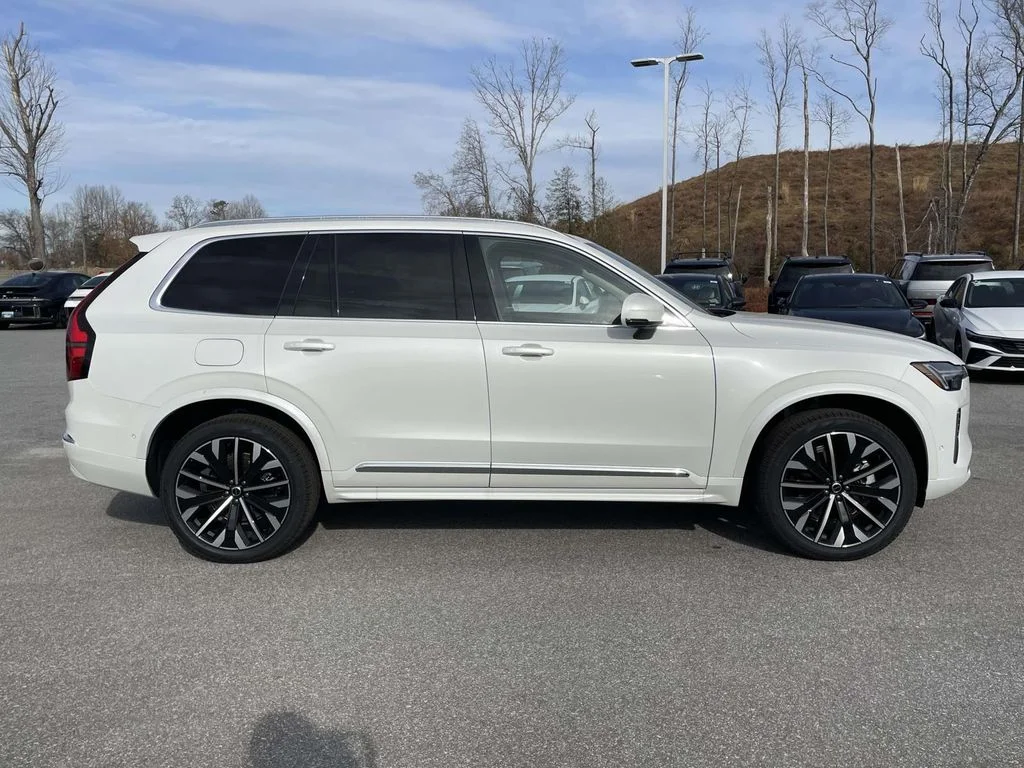 2026 Volvo XC90 Ultra - Photo 29