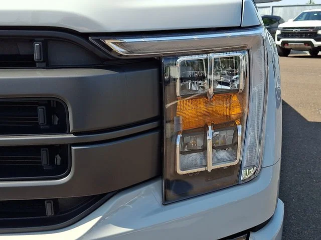 Used 2023 Avalanche Ford Lariat image 9