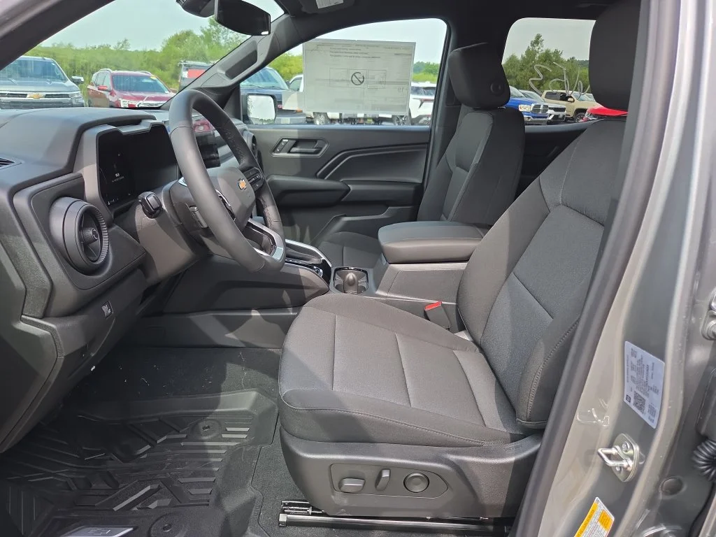 2026 Chevrolet Colorado Work Truck - Photo 24