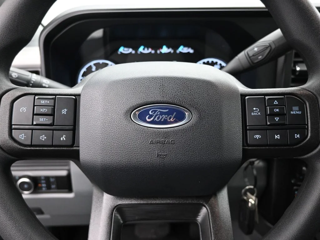 New 2026 Agate Black Metallic Ford XLT image 11