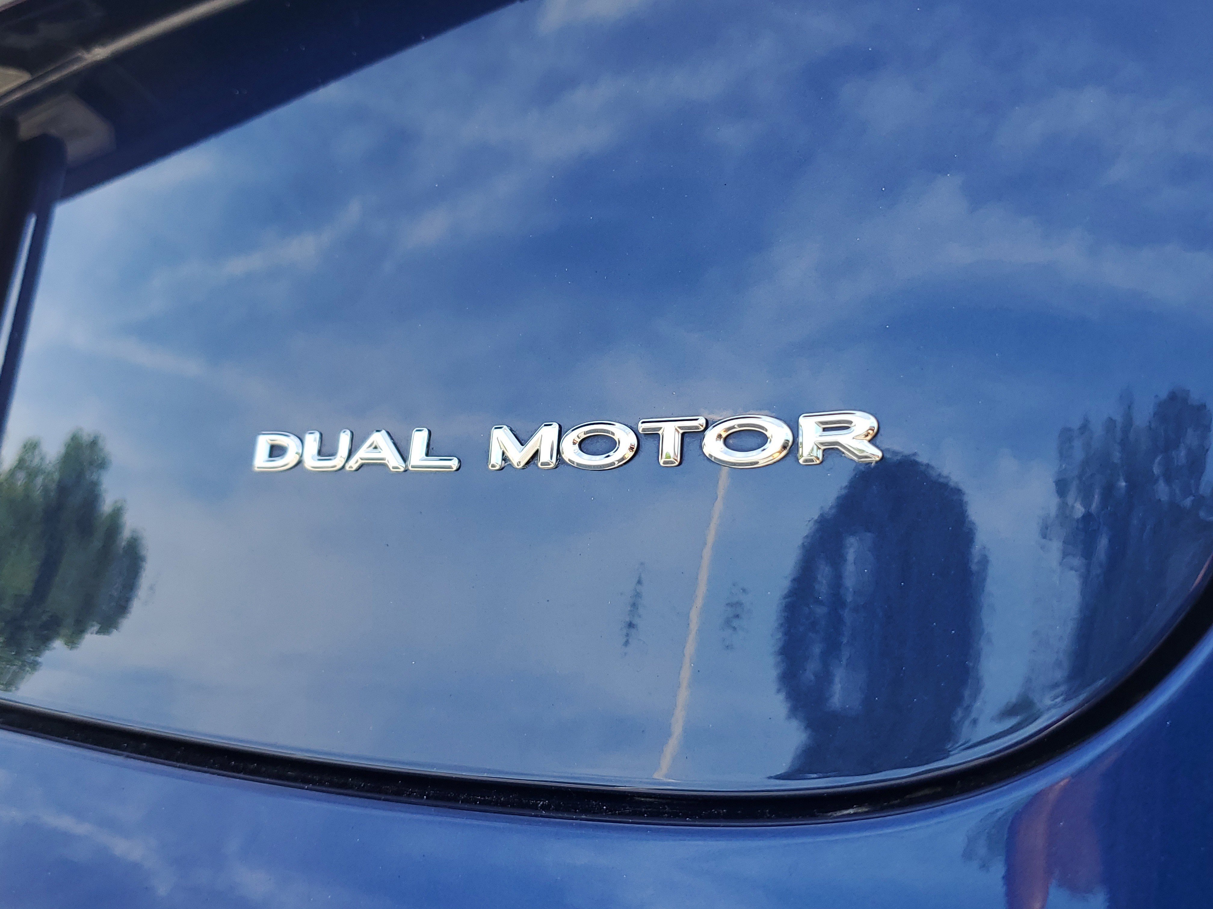 Used 2022  Tesla Long Range image 5