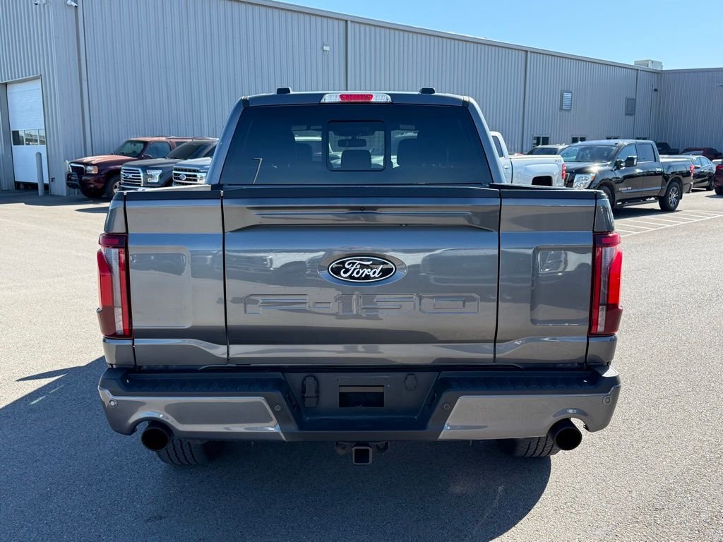 Used 2025 Carbonized Gray Metallic Ford Lariat image 18