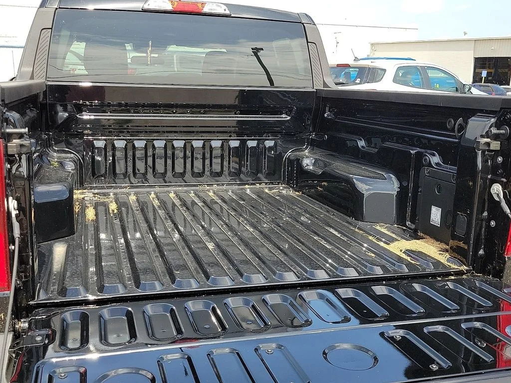New 2026 Shadow Black Ford XLT image 8