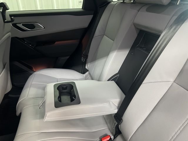 New 2026 Fuji White Land Rover Dynamic SE image 16