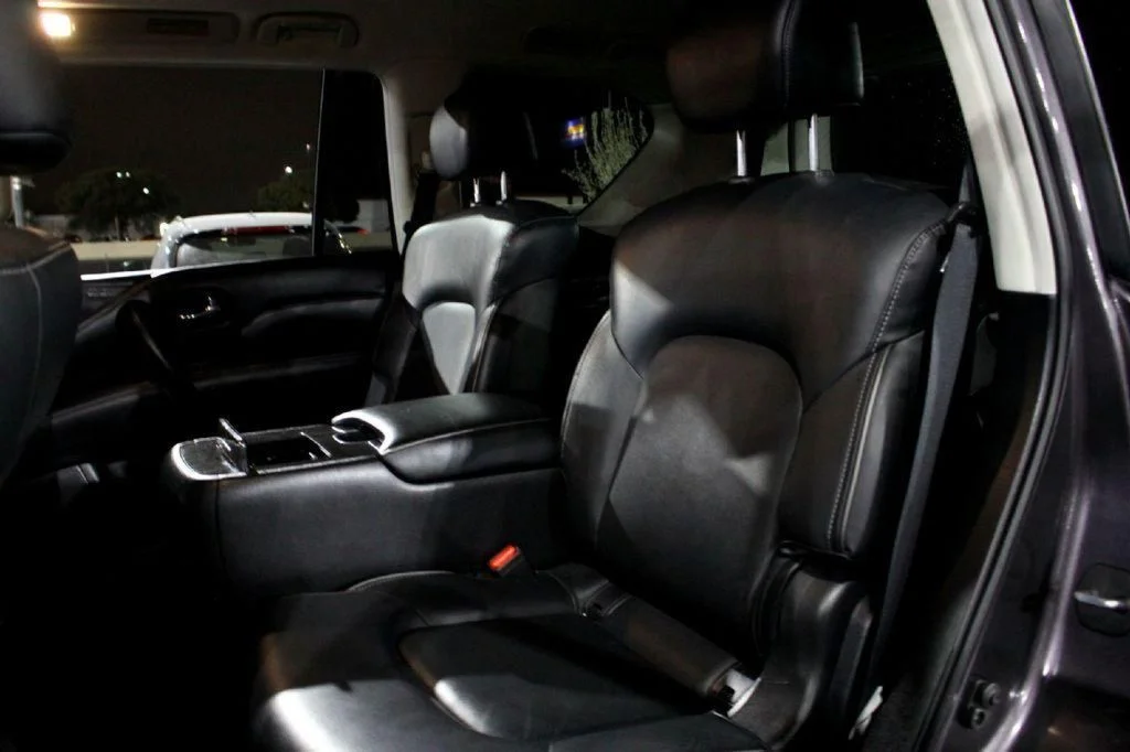 Used 2024 Gray INFINITI LUXE image 28