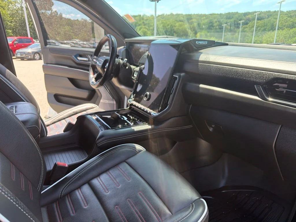 2025 GMC Yukon AT4 Ultimate - Photo 73