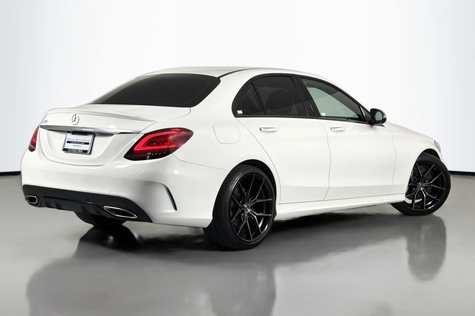 Used 2020 Polar White Mercedes-Benz C 300 image 12