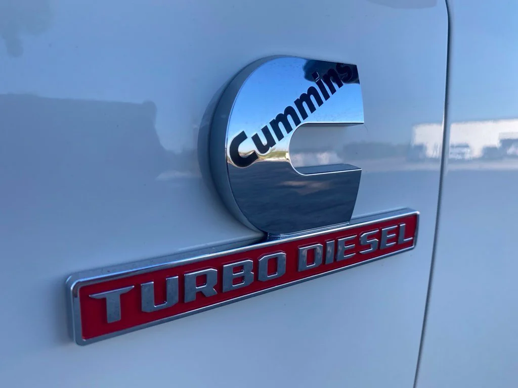 Used 2022  Ram Laramie image 42