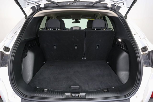 Used 2020 White Ford SE image 11
