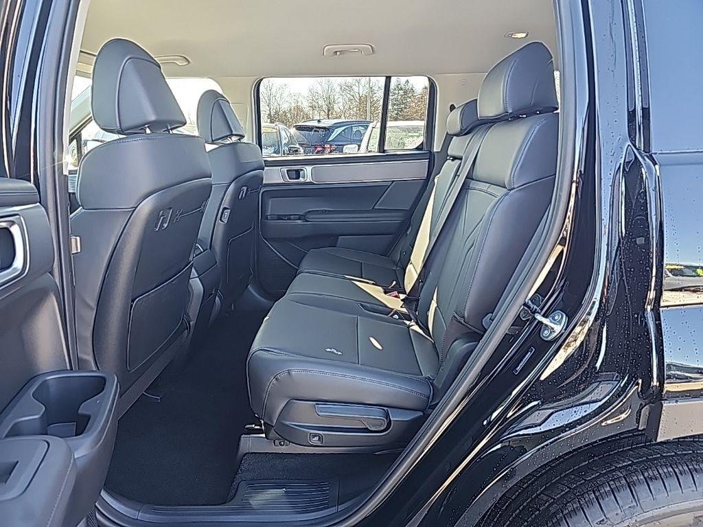 New 2026 Black Hyundai SEL image 26