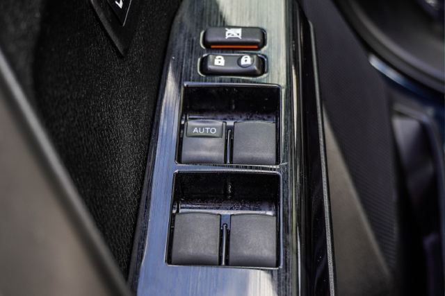 Used 2018 Blue Toyota Limited image 16