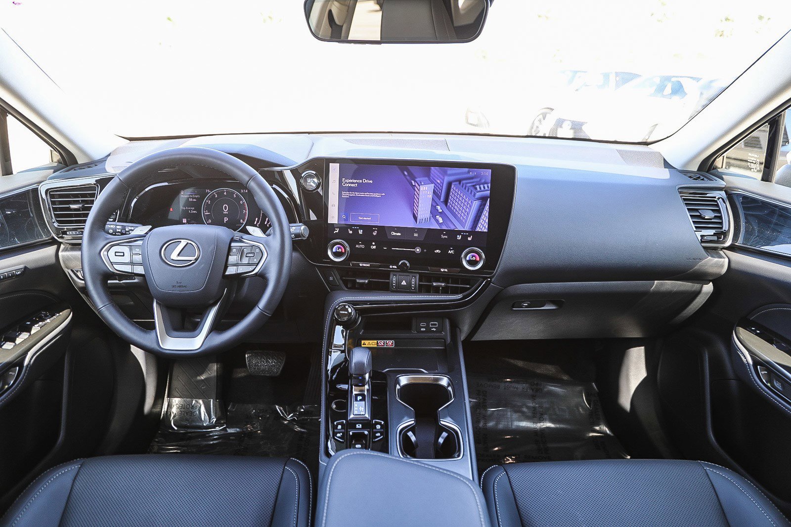 2025 Lexus NX 350 - Photo 11