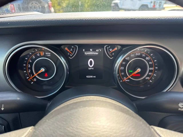 Used 2020 Blue Jeep Sport image 34