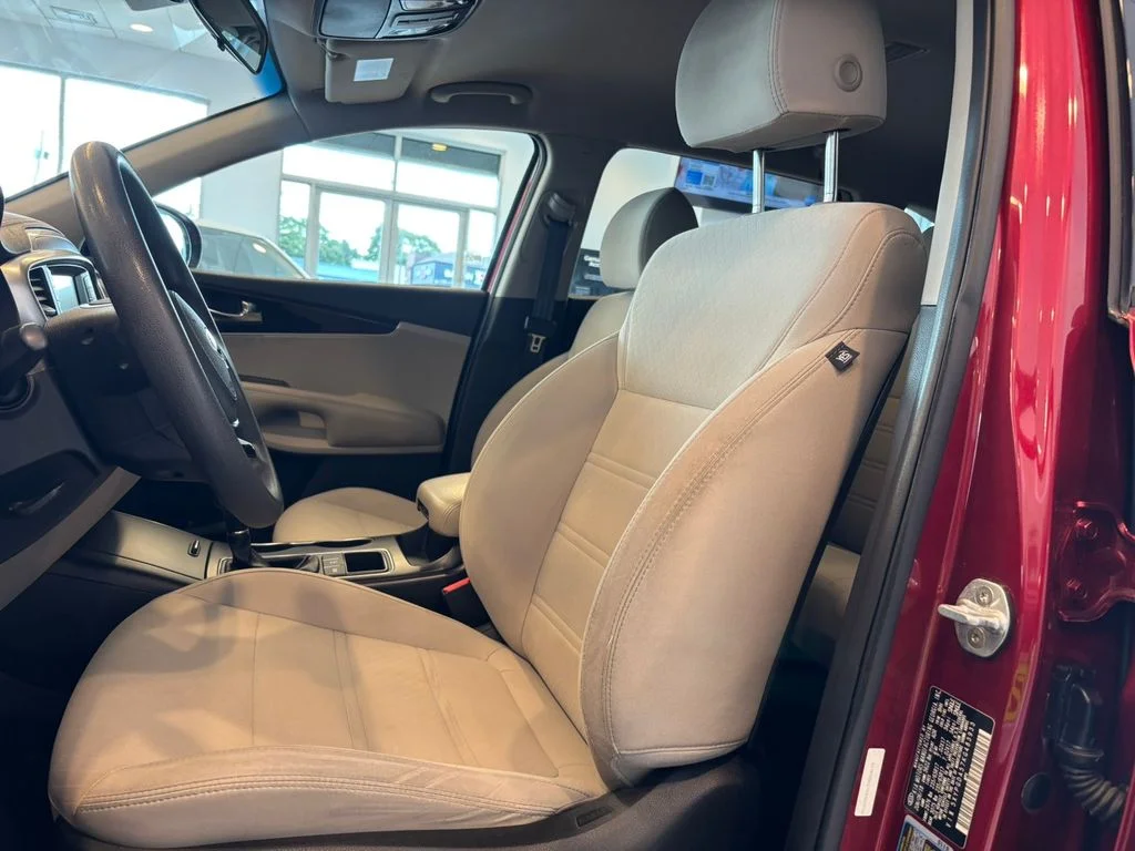Used 2019 Red Kia LX image 12