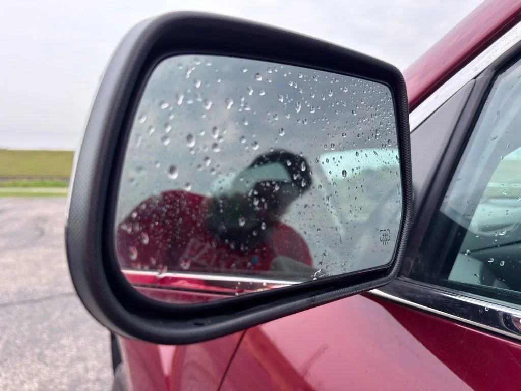Used 2017 Red Chevrolet Premier image 21