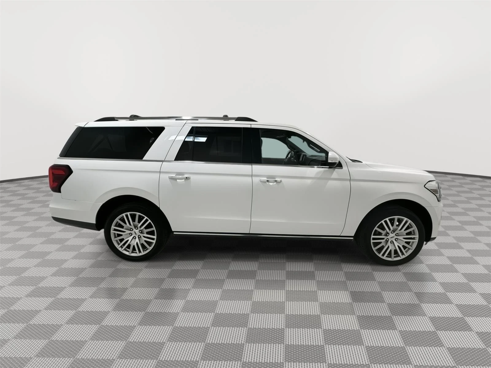 Used 2024 Oxford White Ford Limited image 6