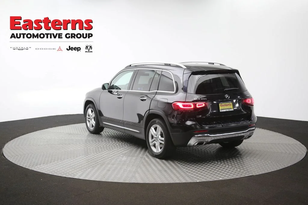 Used 2021 Black Mercedes-Benz GLB 250 image 61