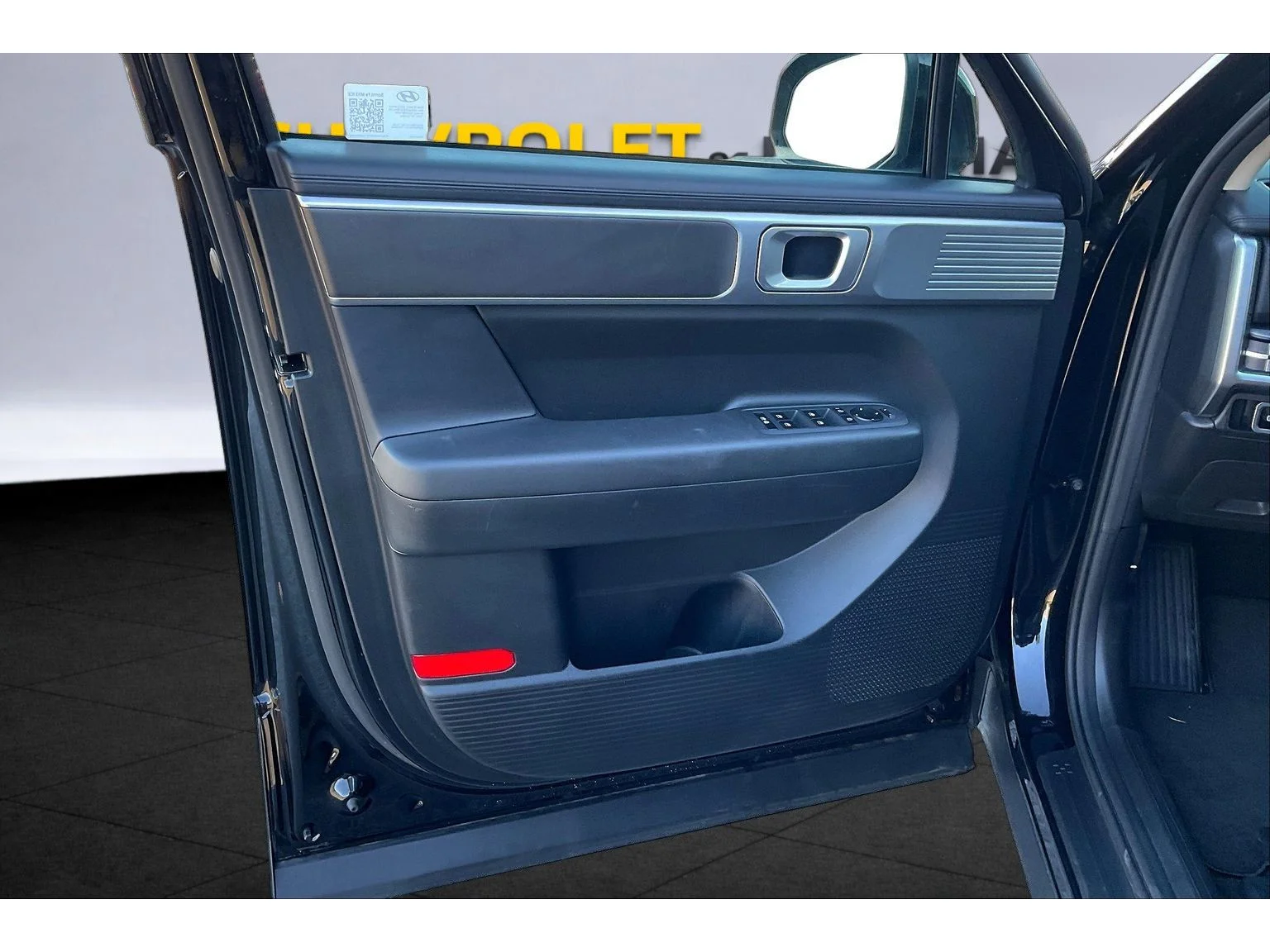 Used 2025 Black Hyundai SE image 16